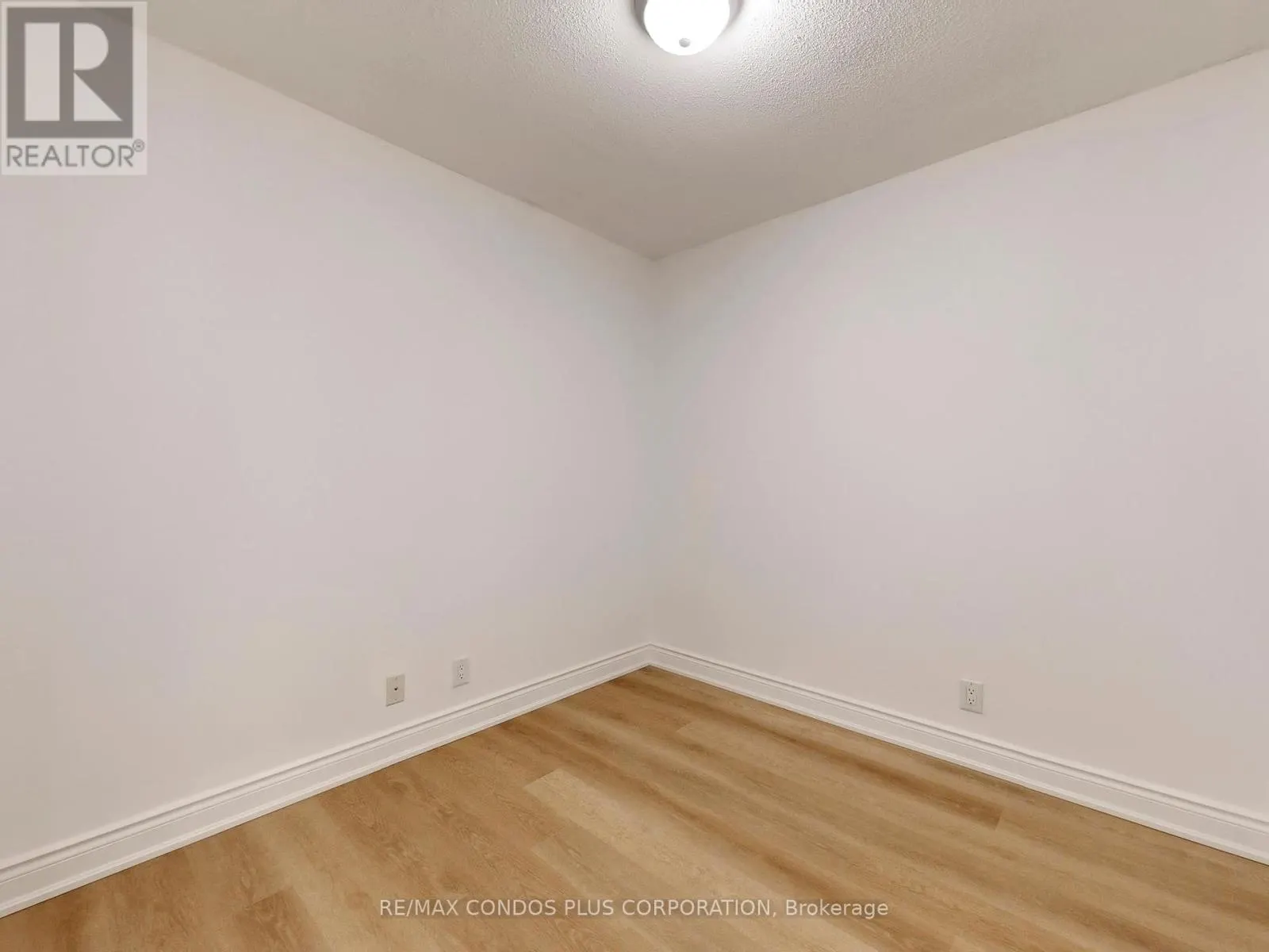 1801 - 78 HARRISON GARDEN BOULEVARD