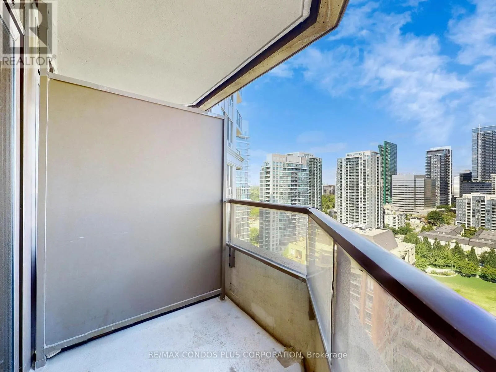 1801 - 78 HARRISON GARDEN BOULEVARD