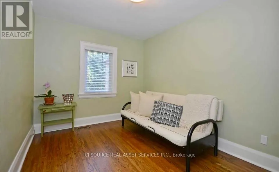 483 SOUDAN AVENUE