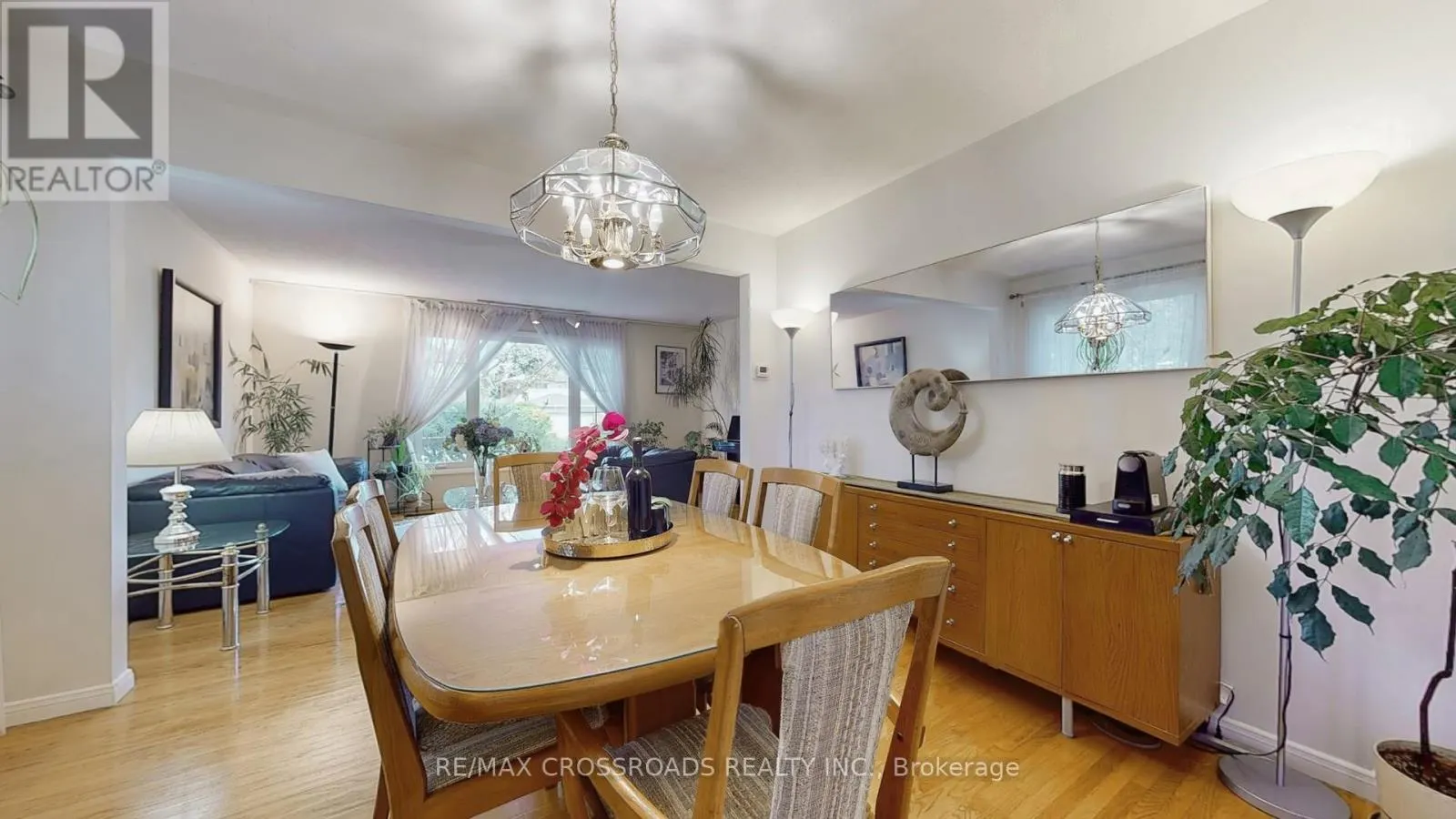 218 KINGSLAKE ROAD