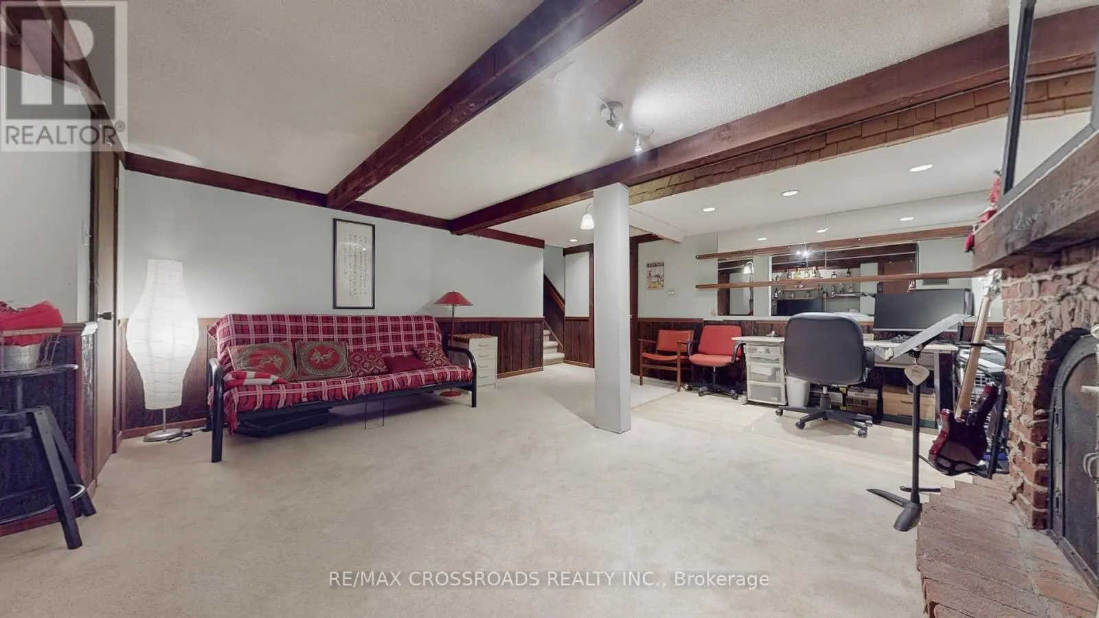 218 KINGSLAKE ROAD