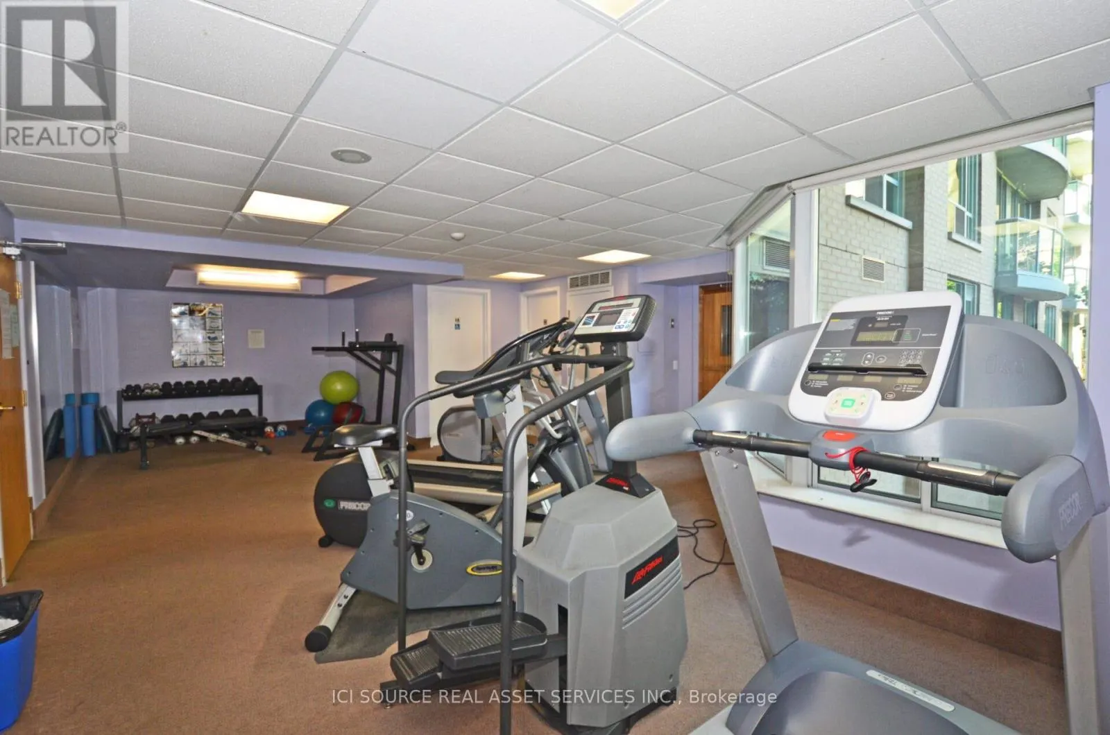 121 - 109 FRONT STREET E