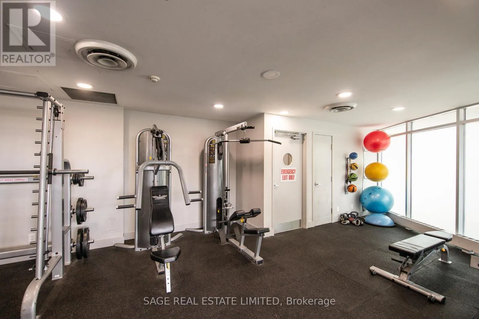 531 - 600 QUEENS QUAY W