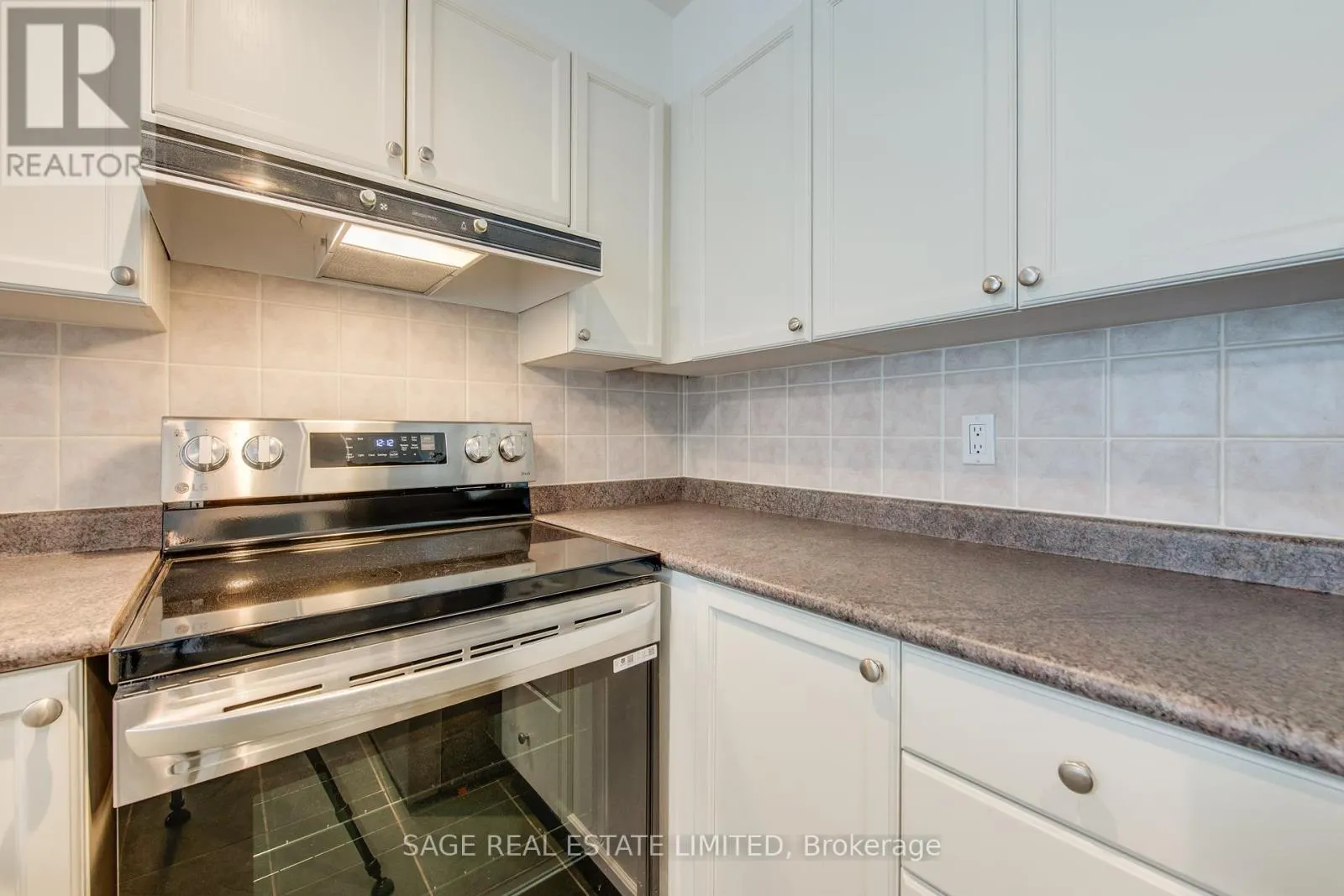 531 - 600 QUEENS QUAY W