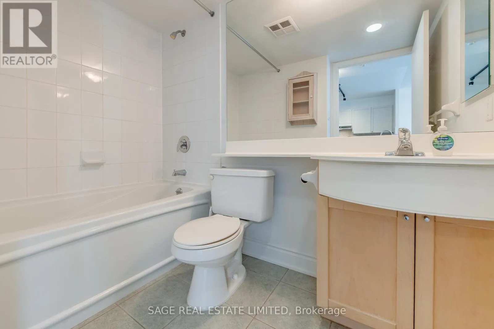 531 - 600 QUEENS QUAY W