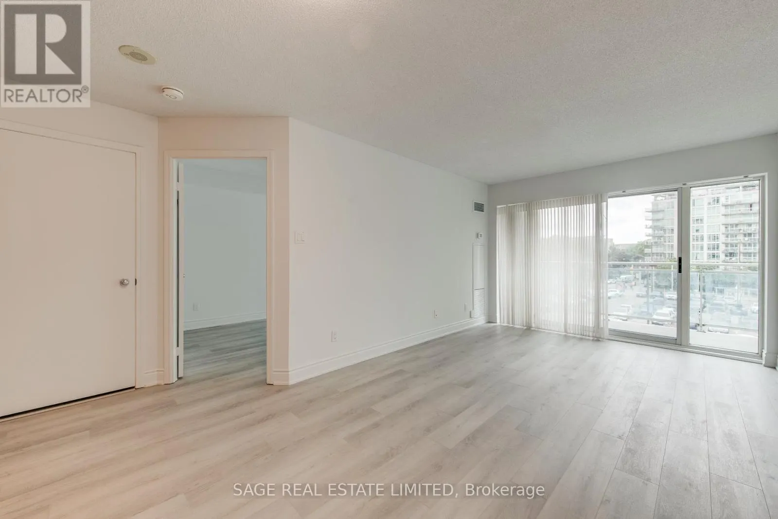 531 - 600 QUEENS QUAY W