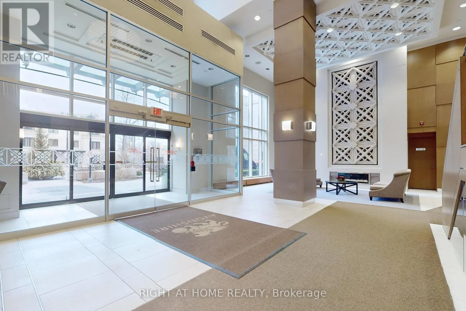 17 - 100 HARRISON GARDEN BOULEVARD