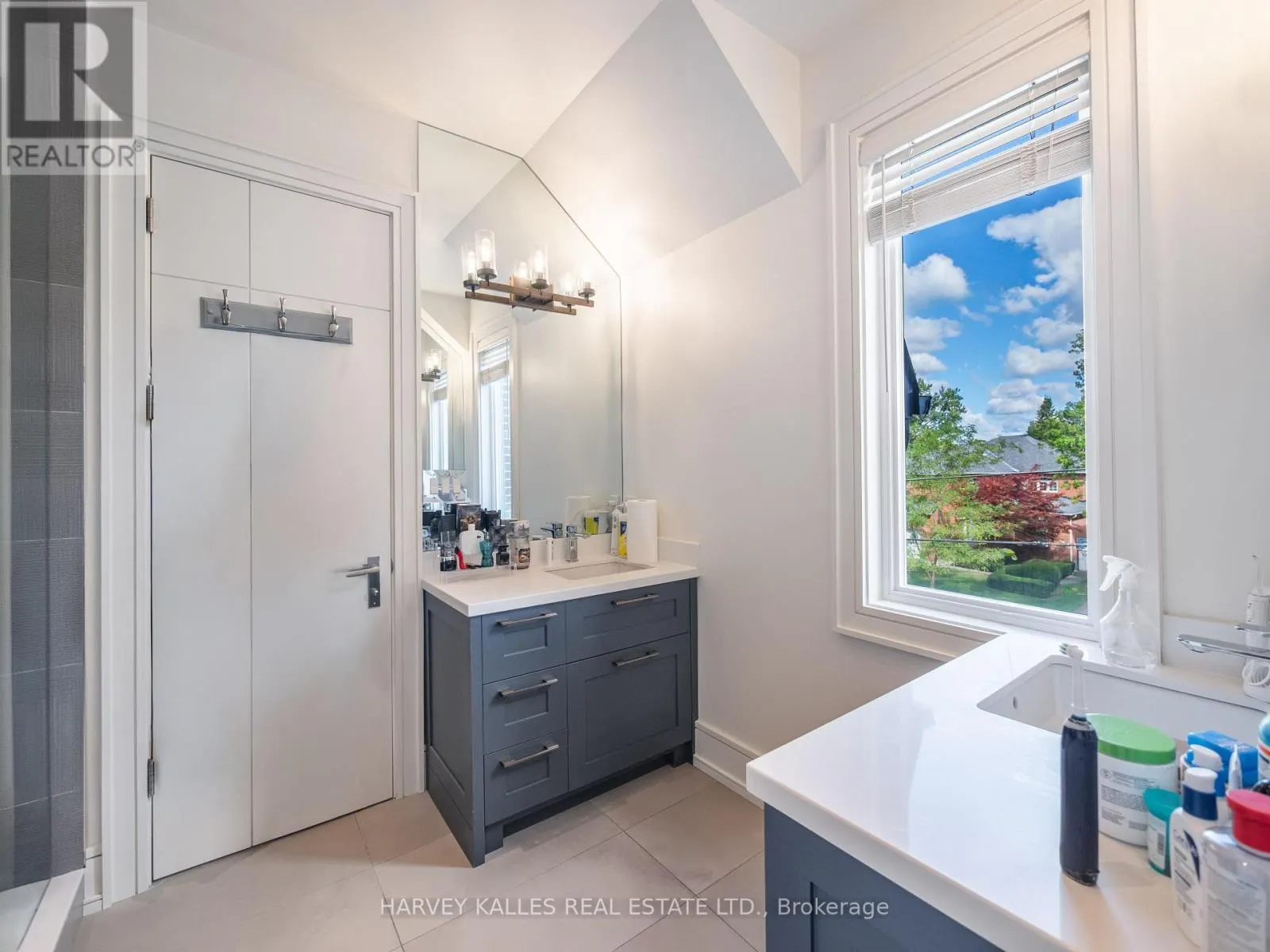 267 EMPRESS AVENUE