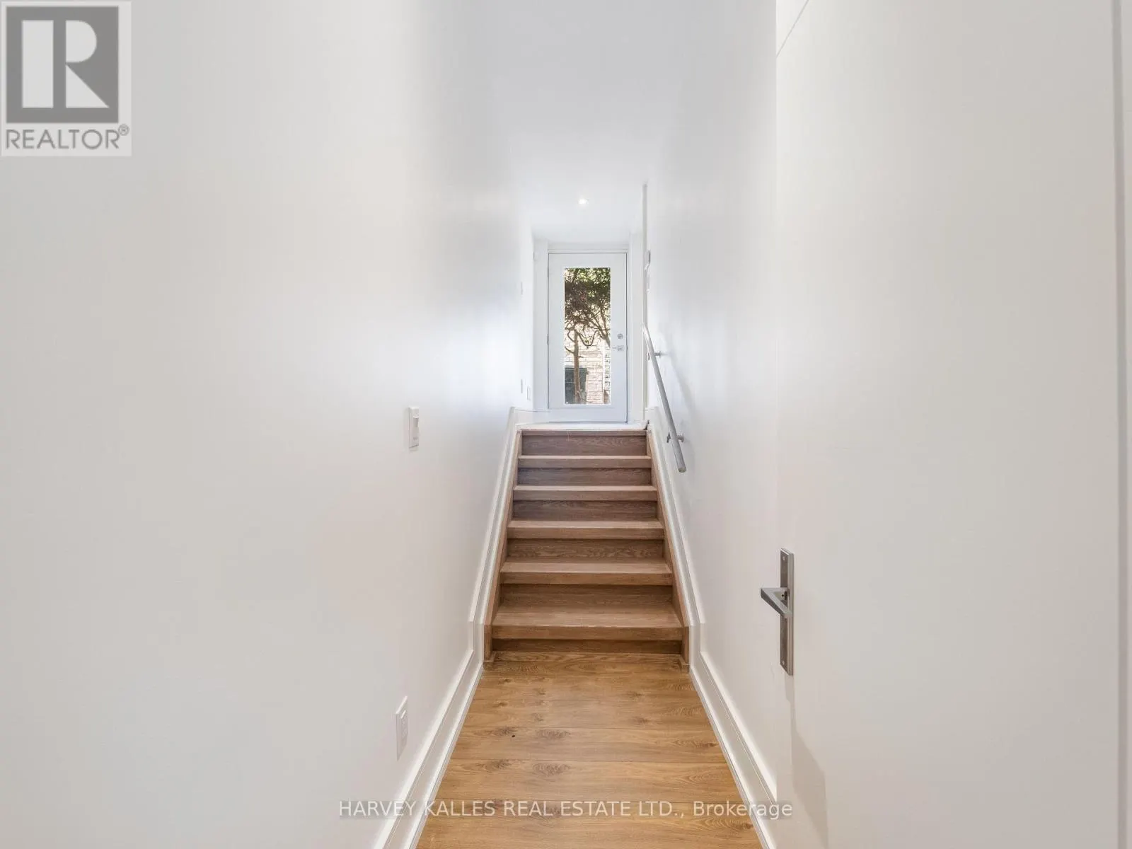 267 EMPRESS AVENUE