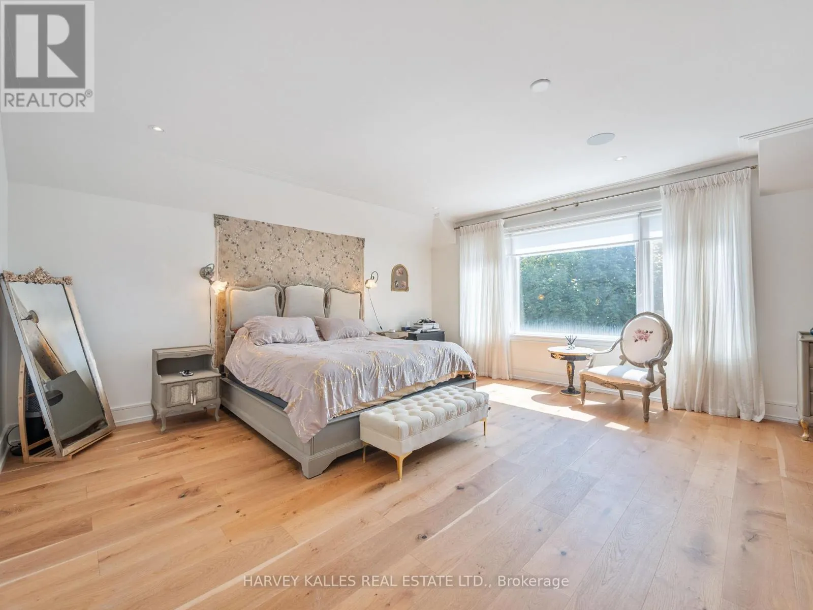 267 EMPRESS AVENUE