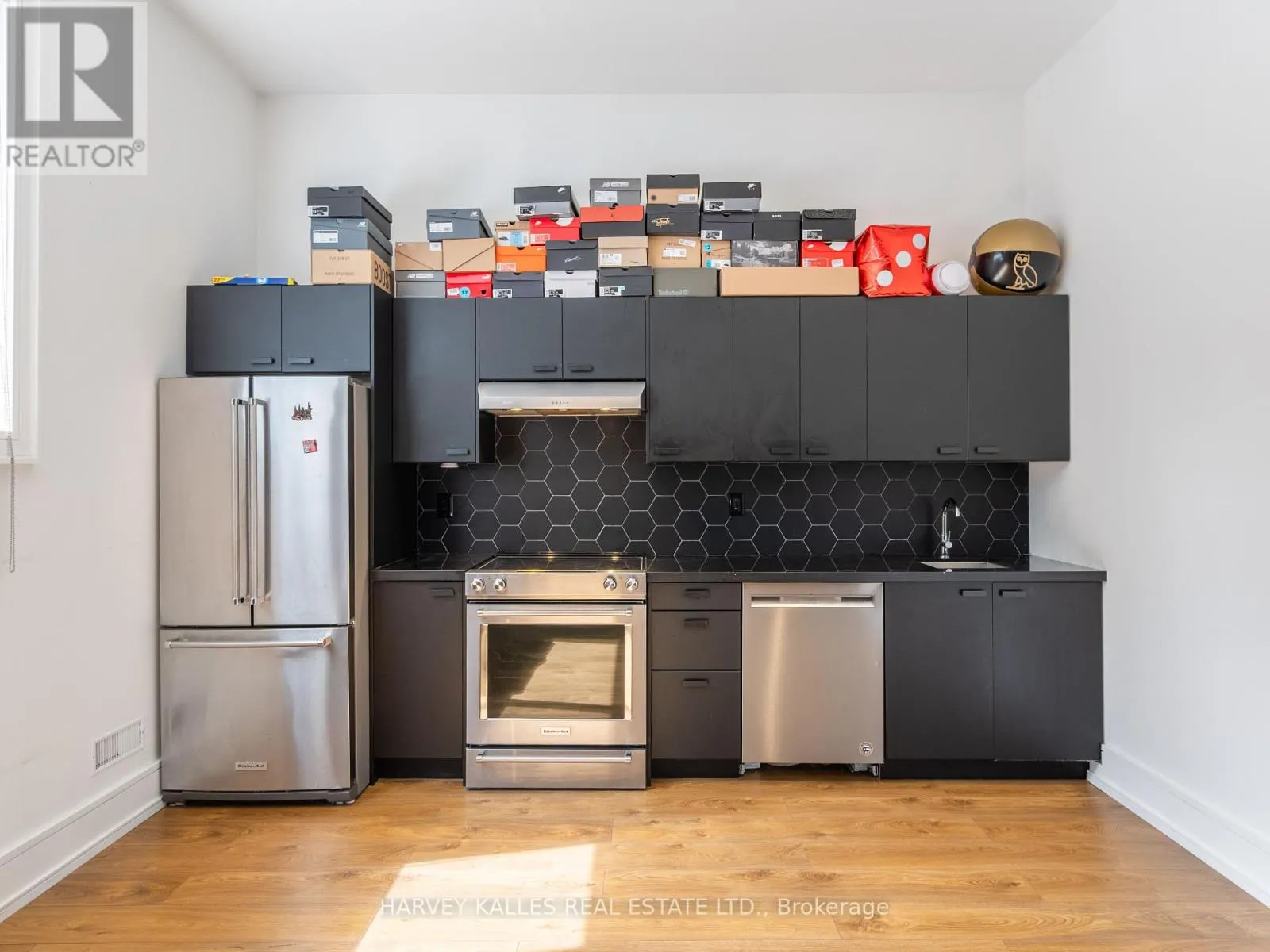 267 EMPRESS AVENUE
