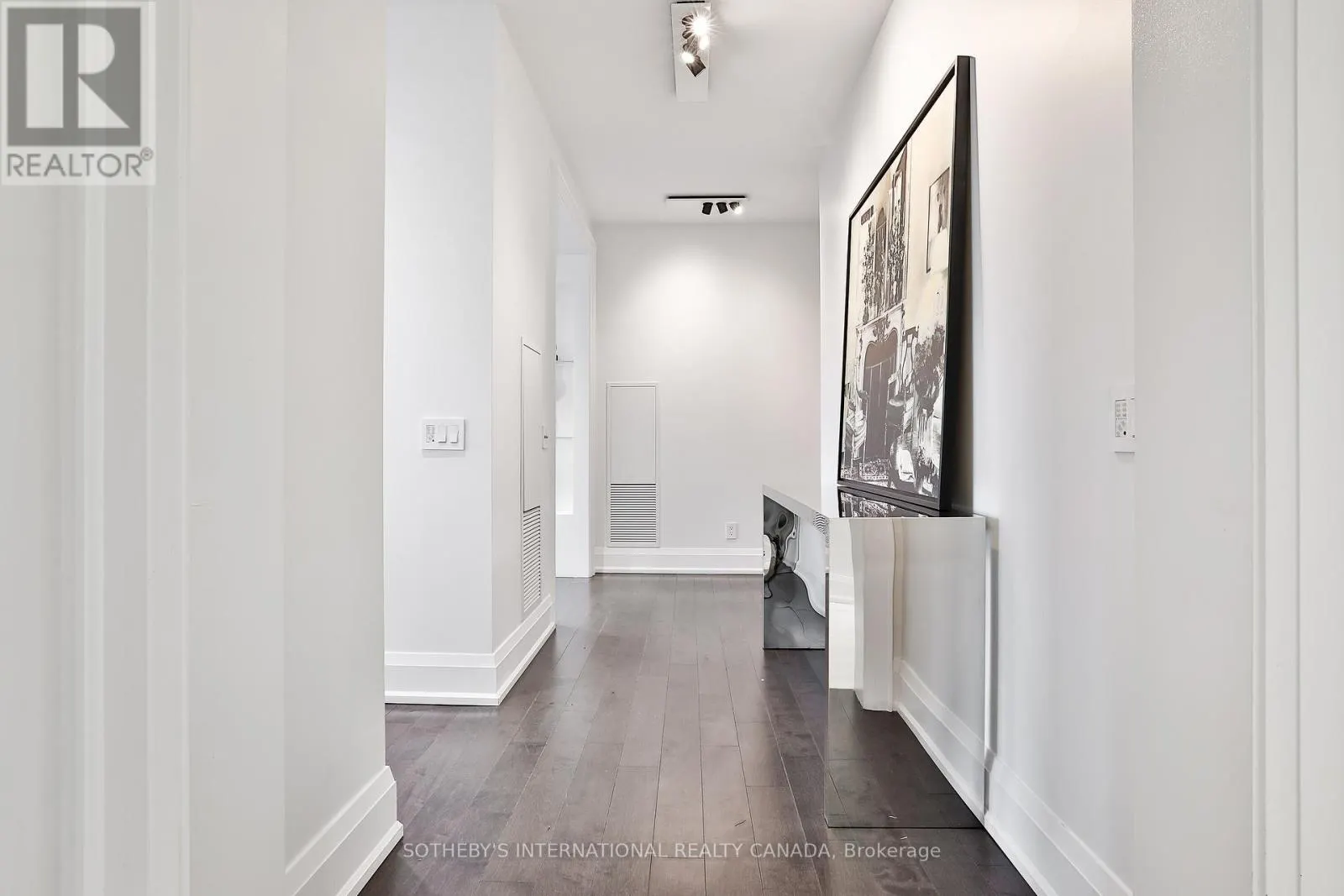 804 - 88 DAVENPORT ROAD
