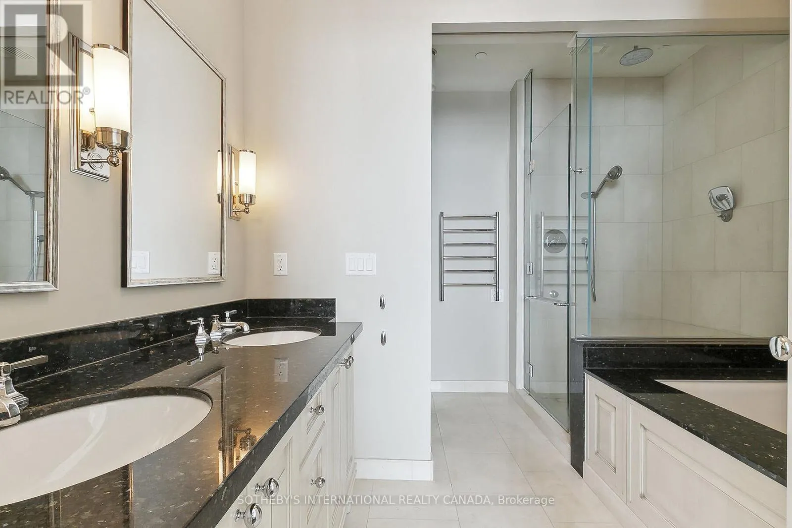 3005 - 183 WELLINGTON STREET W