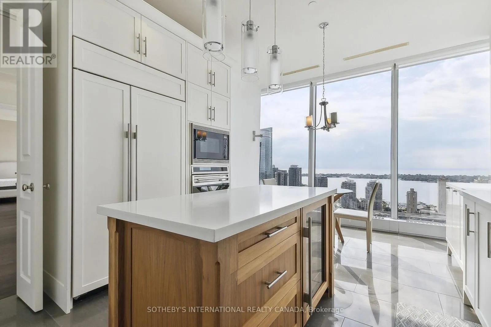 3005 - 183 WELLINGTON STREET W