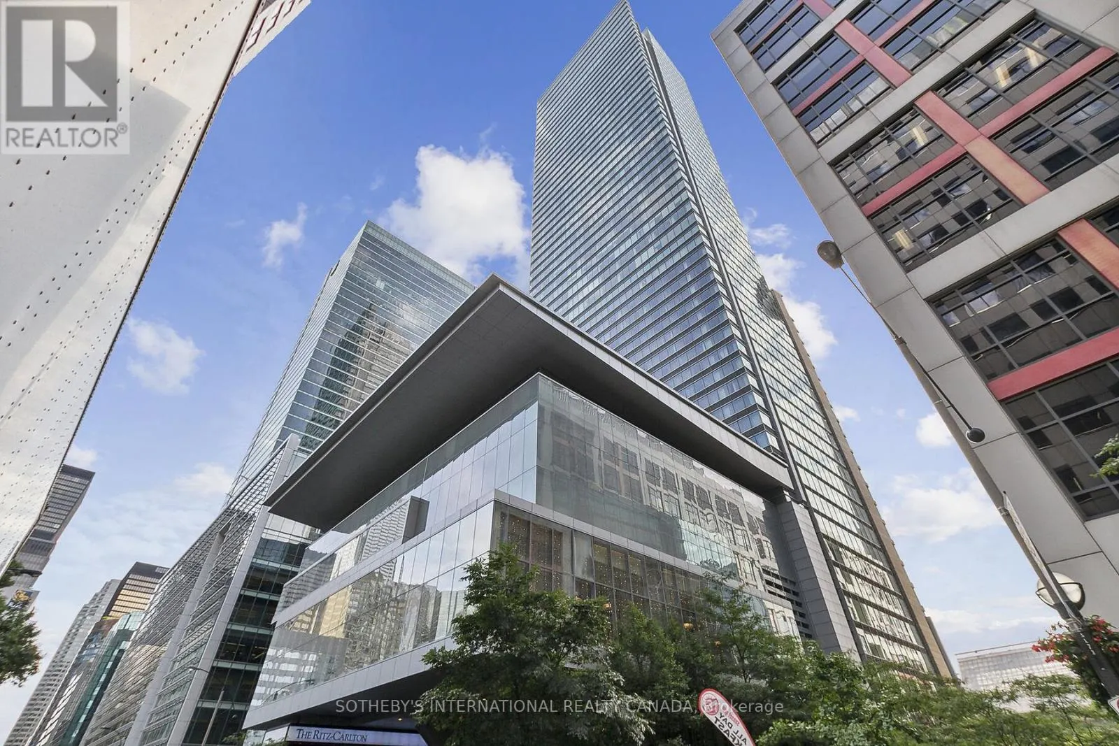3005 - 183 WELLINGTON STREET W