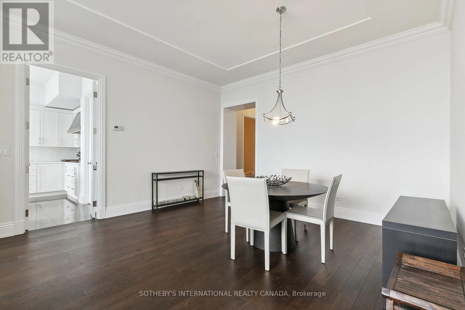 3005 - 183 WELLINGTON STREET W