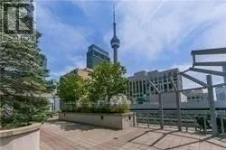 308 - 270 WELLINGTON STREET W