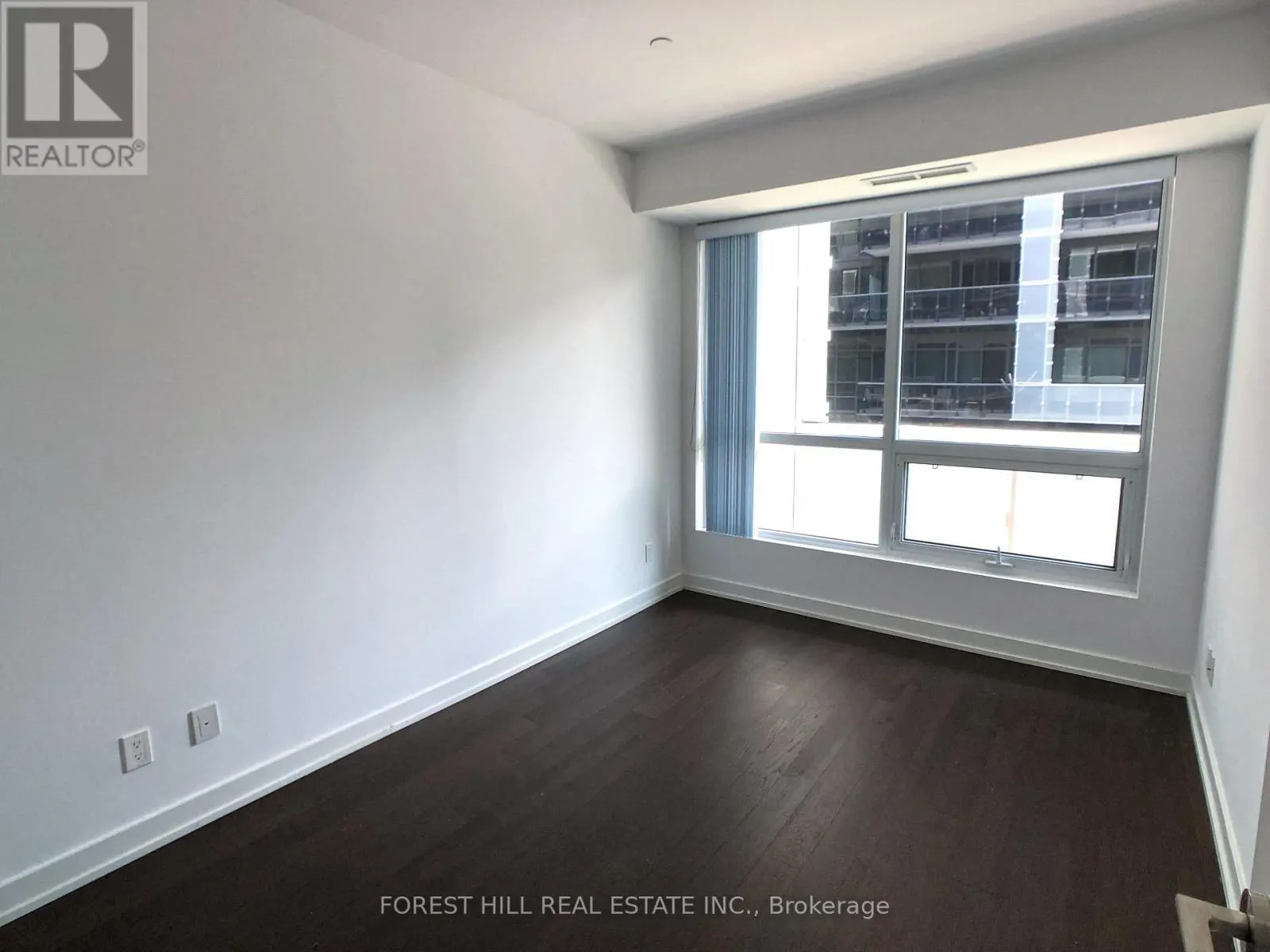 440 - 1030 KING STREET W