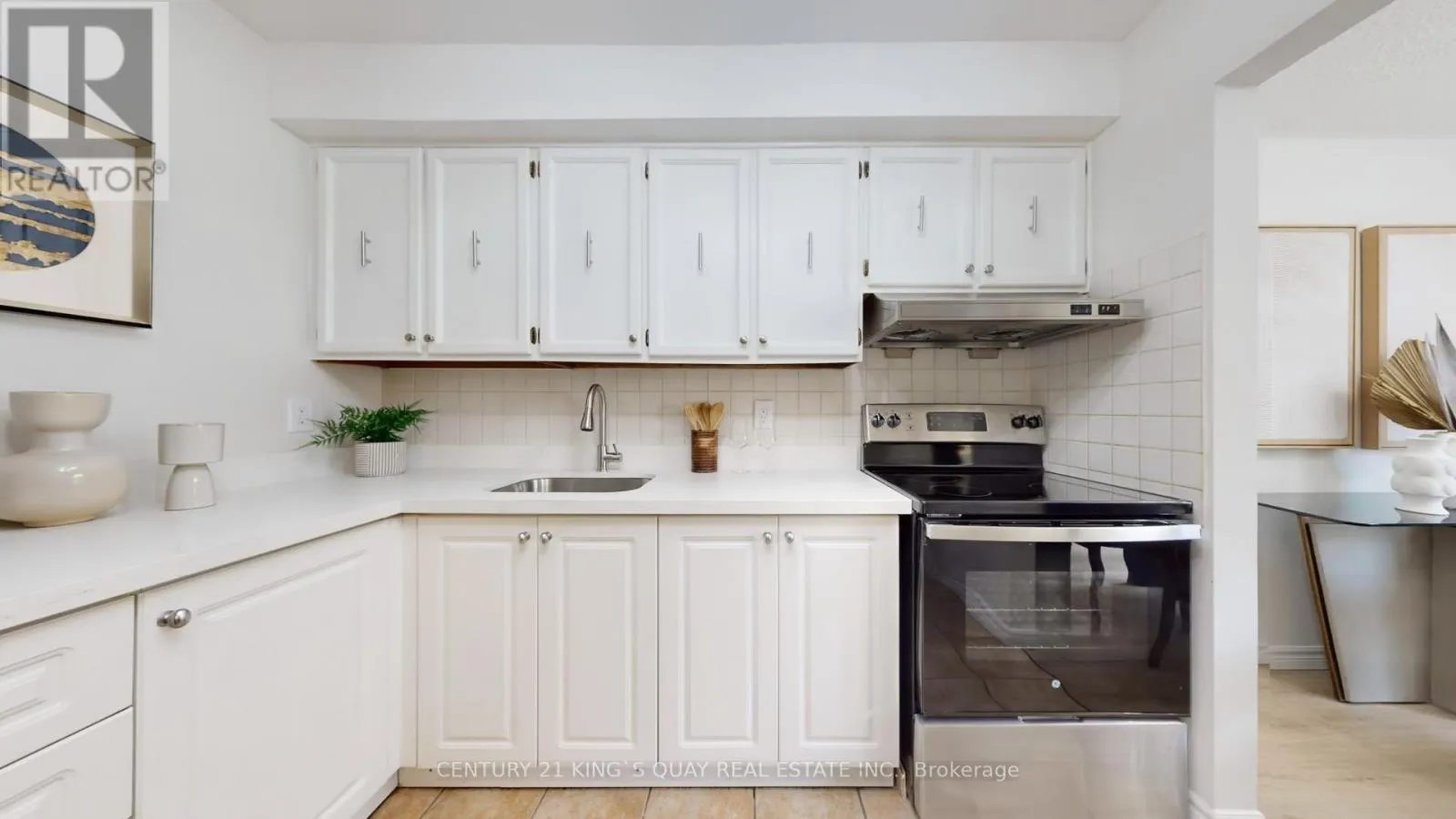 166 - 81 ELSA VINE WAY