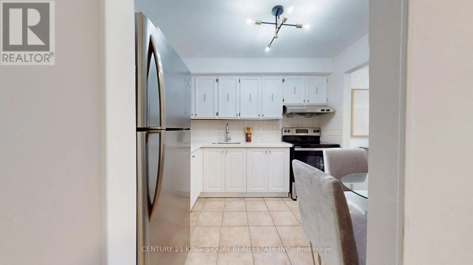 166 - 81 ELSA VINE WAY
