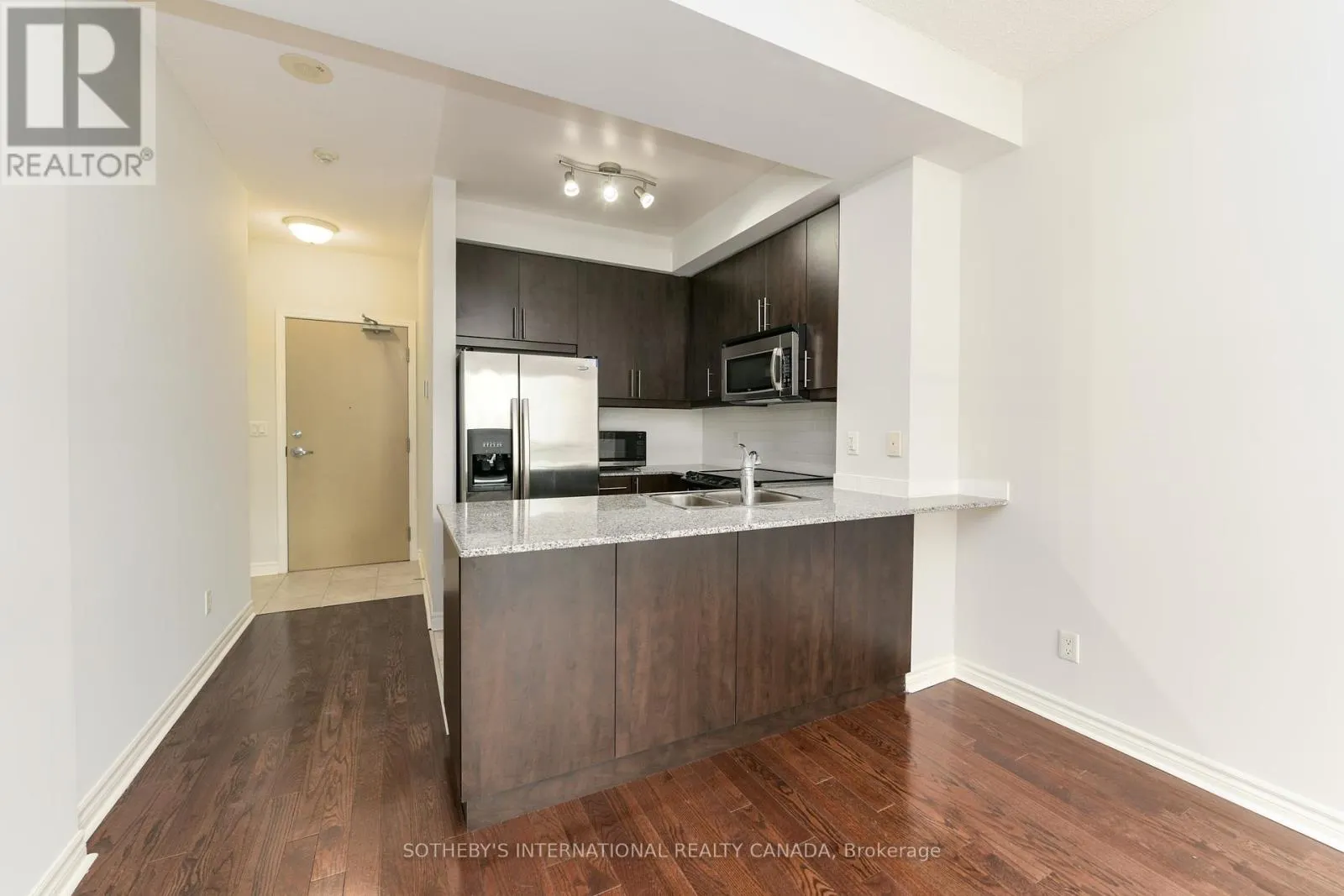 509 - 18 HOLMES AVENUE