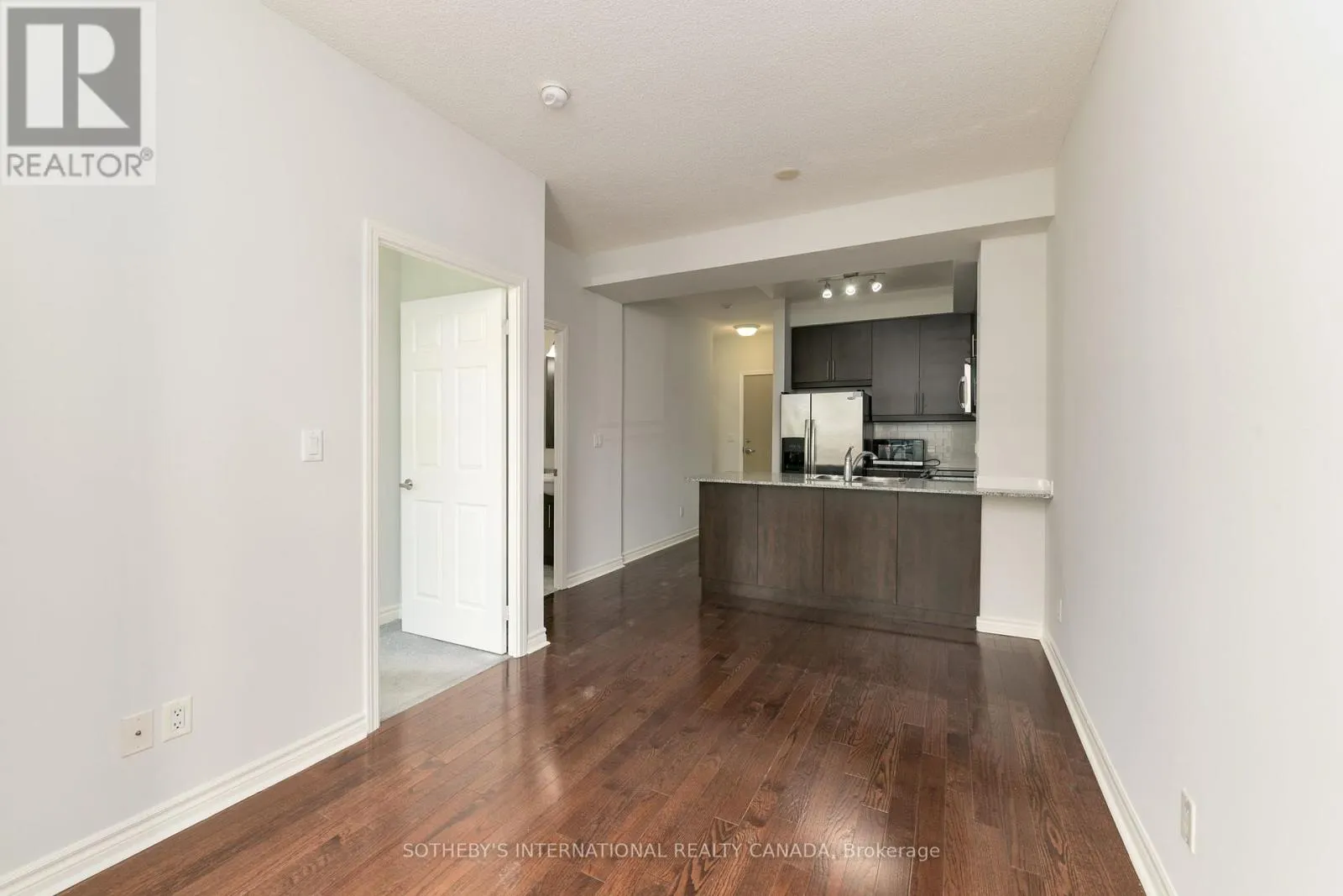 509 - 18 HOLMES AVENUE