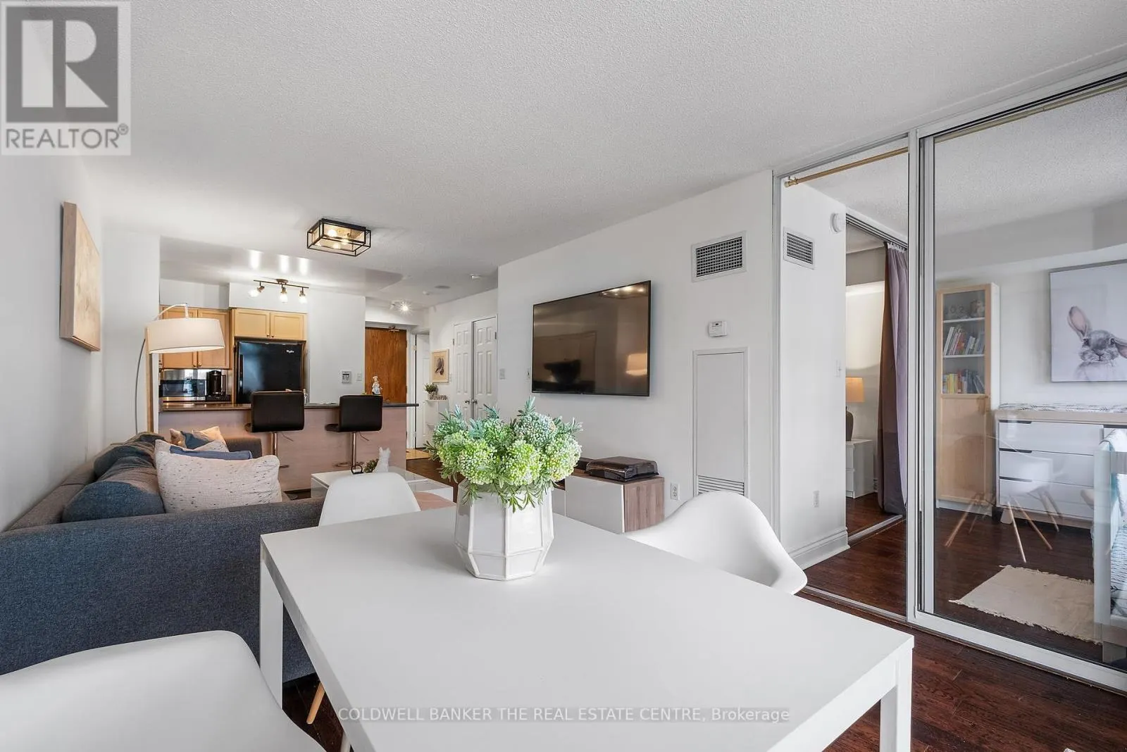 510 - 253 MERTON STREET N