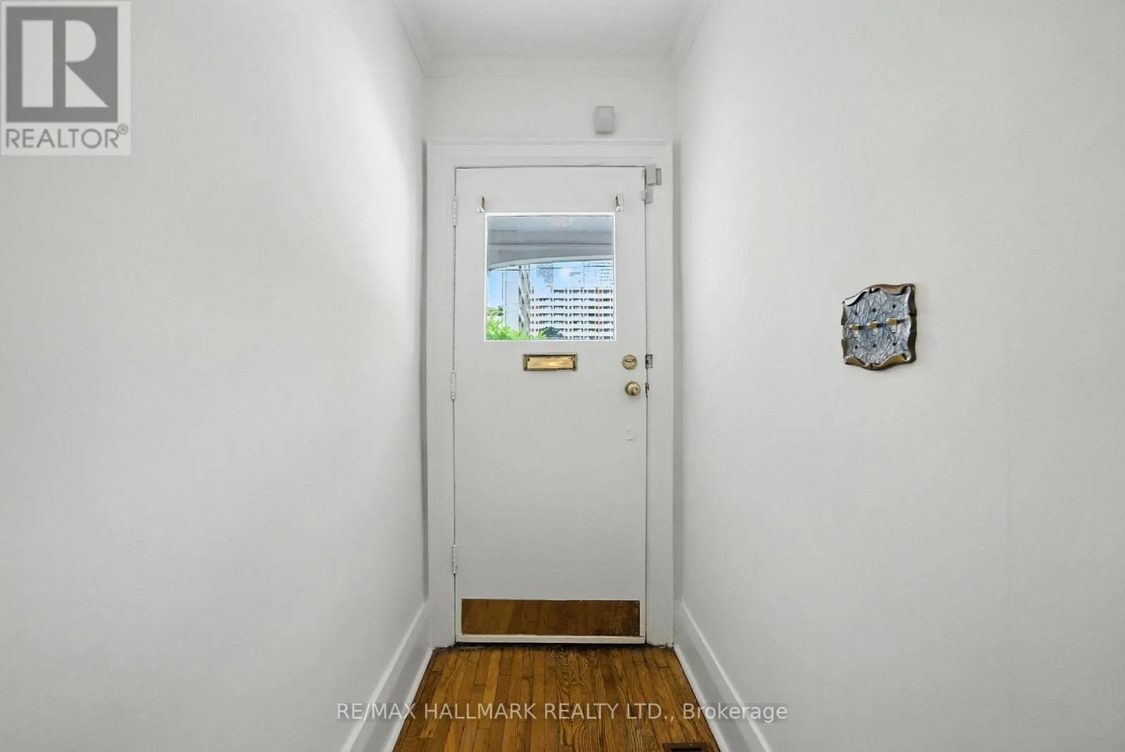 49 RAWLINSON AVENUE