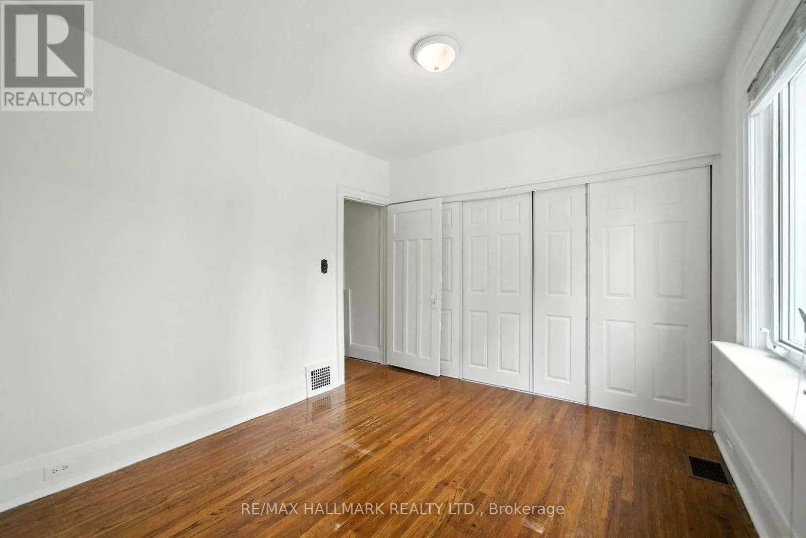 49 RAWLINSON AVENUE