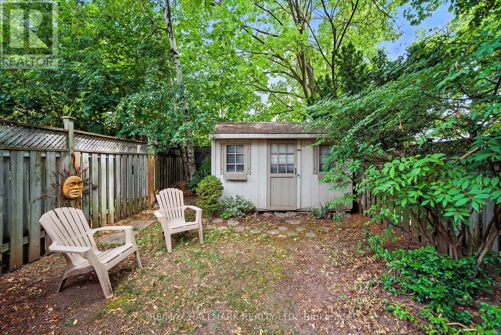 49 RAWLINSON AVENUE
