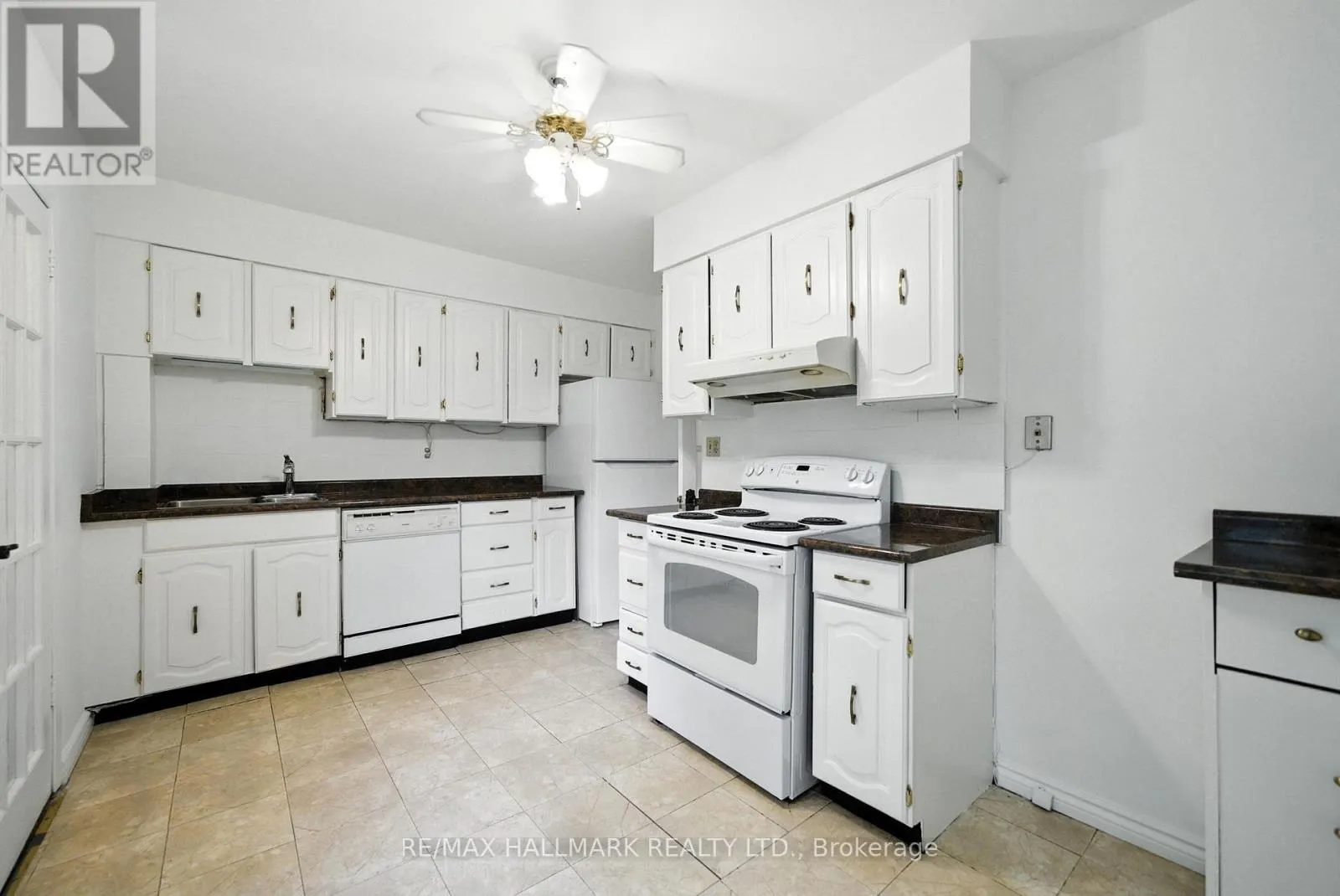 49 RAWLINSON AVENUE