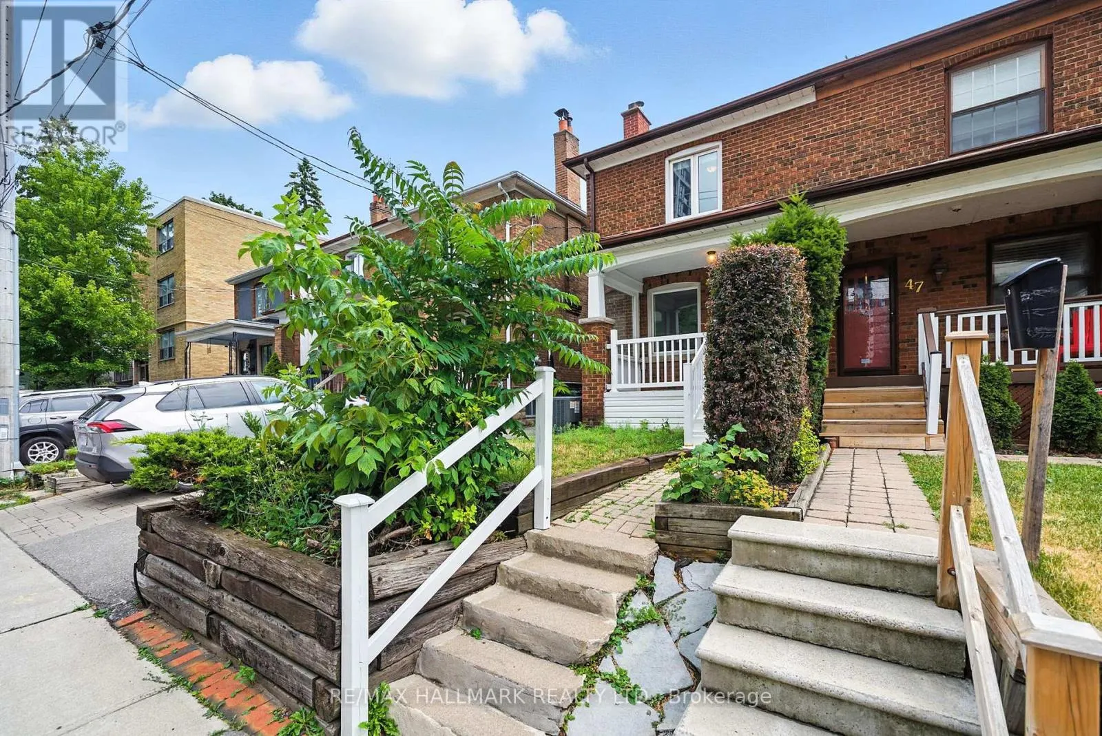 49 RAWLINSON AVENUE
