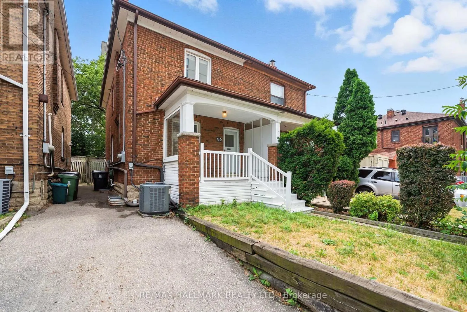 49 RAWLINSON AVENUE