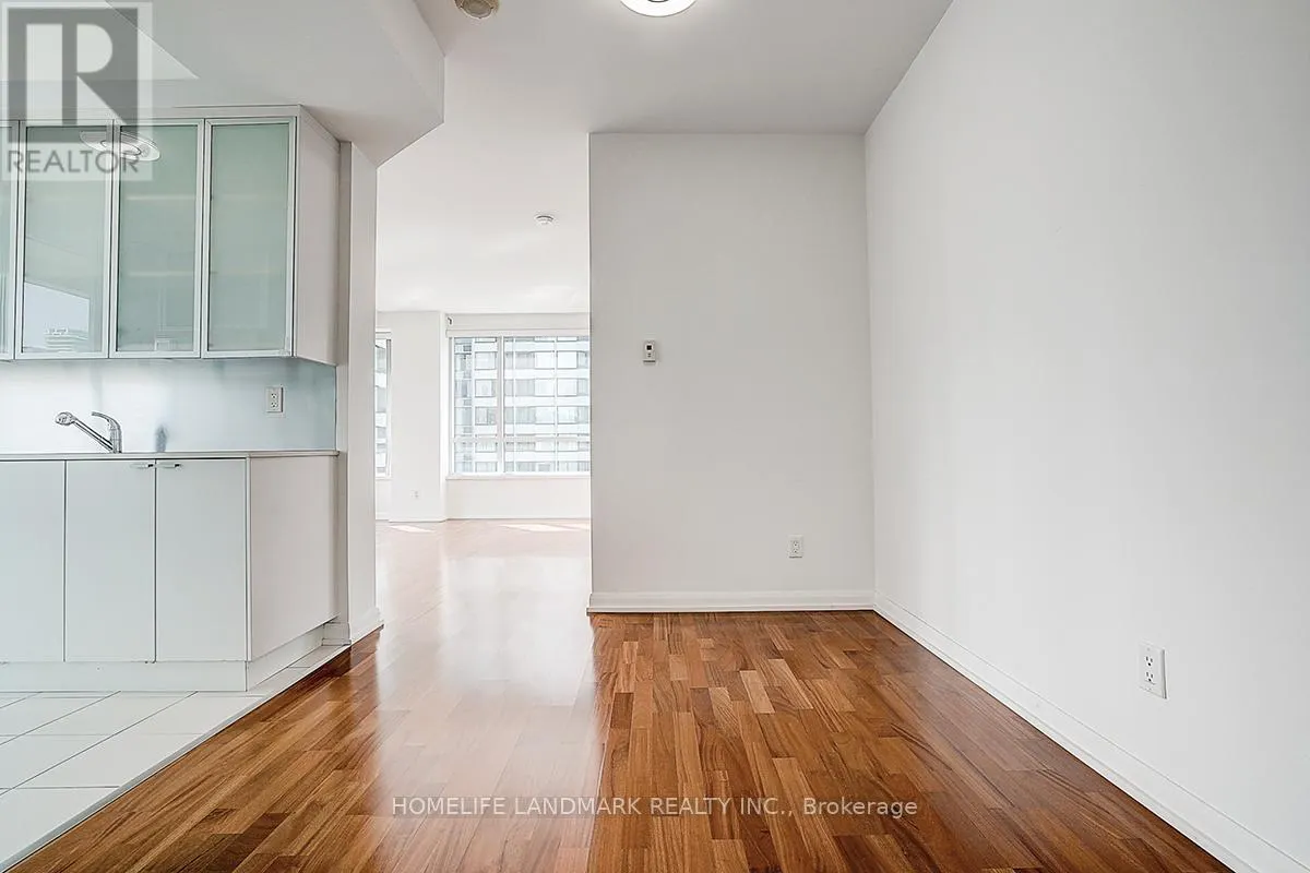 1711 - 111 ELIZABETH STREET
