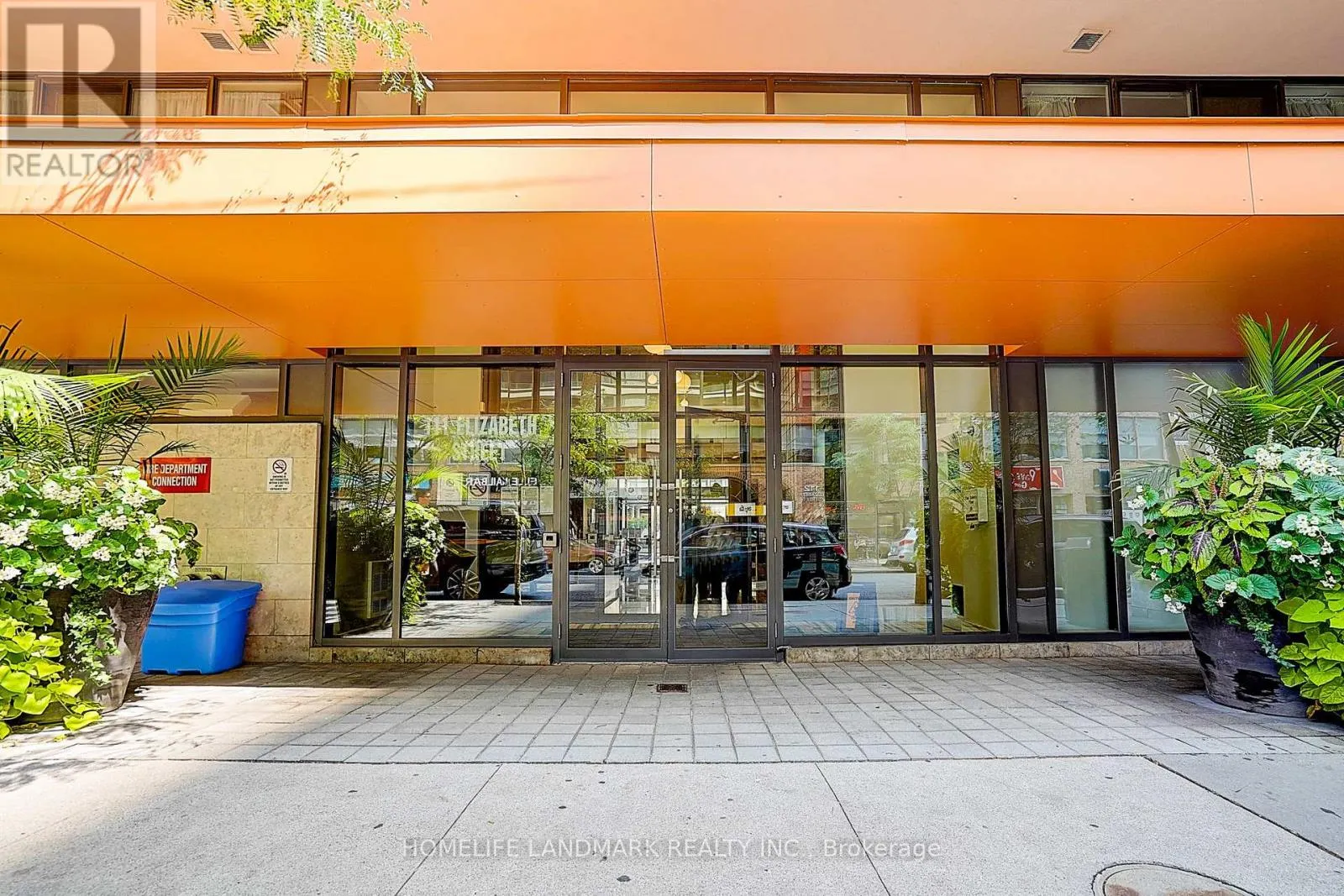 1711 - 111 ELIZABETH STREET