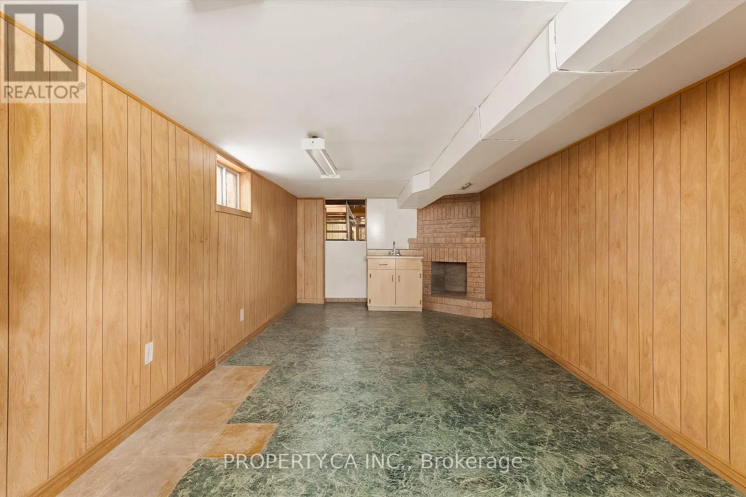 790 MANNING AVENUE