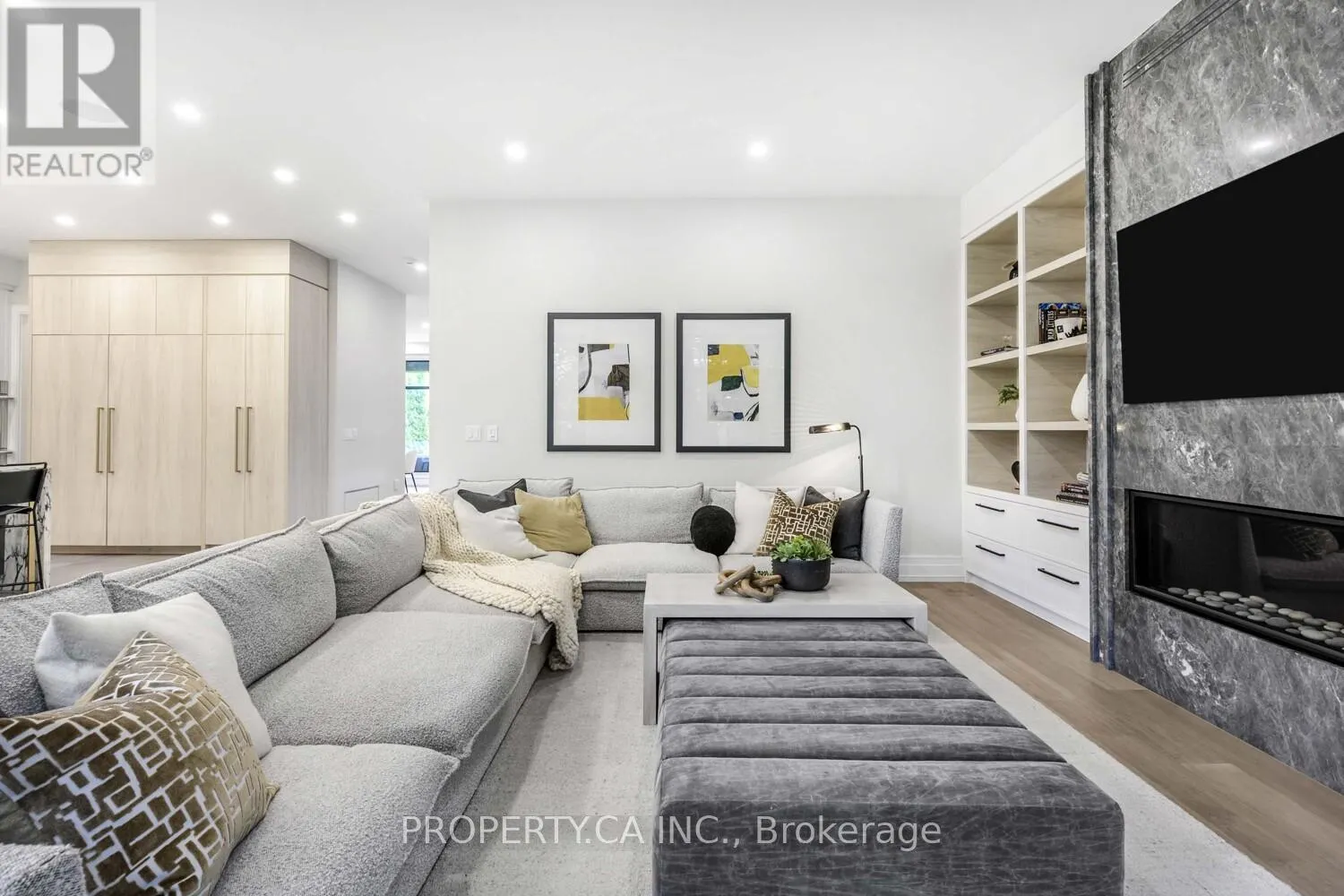 8 MANOR HAVEN ROAD