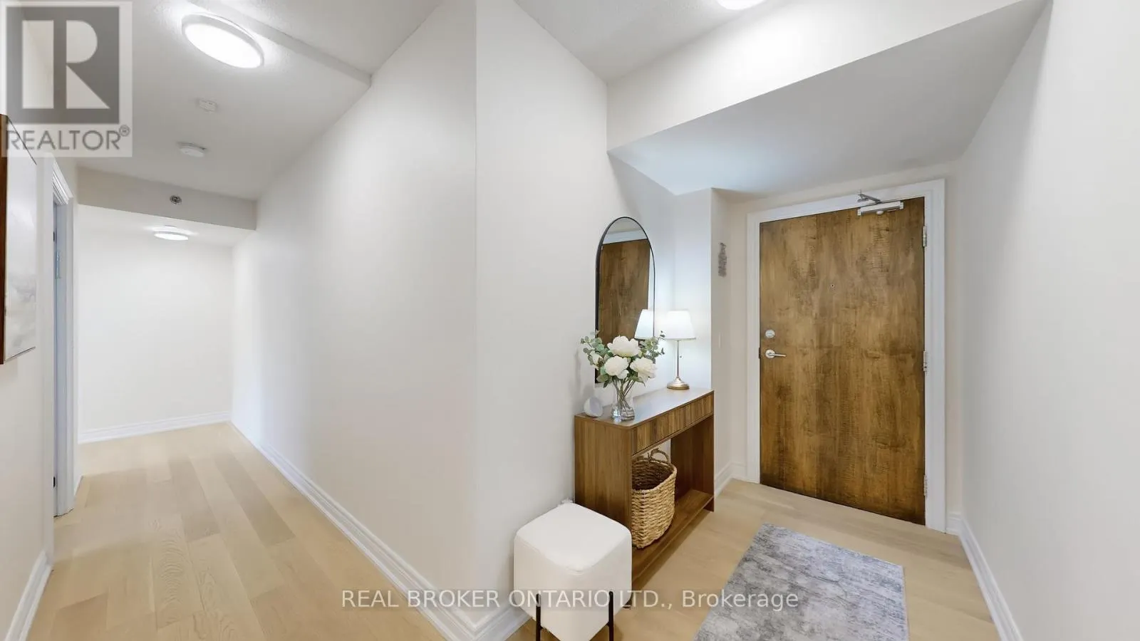 415 - 701 SHEPPARD AVENUE W