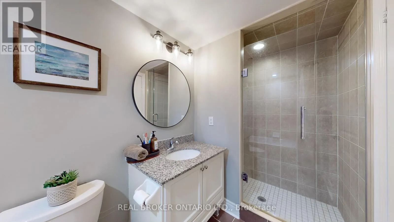 415 - 701 SHEPPARD AVENUE W