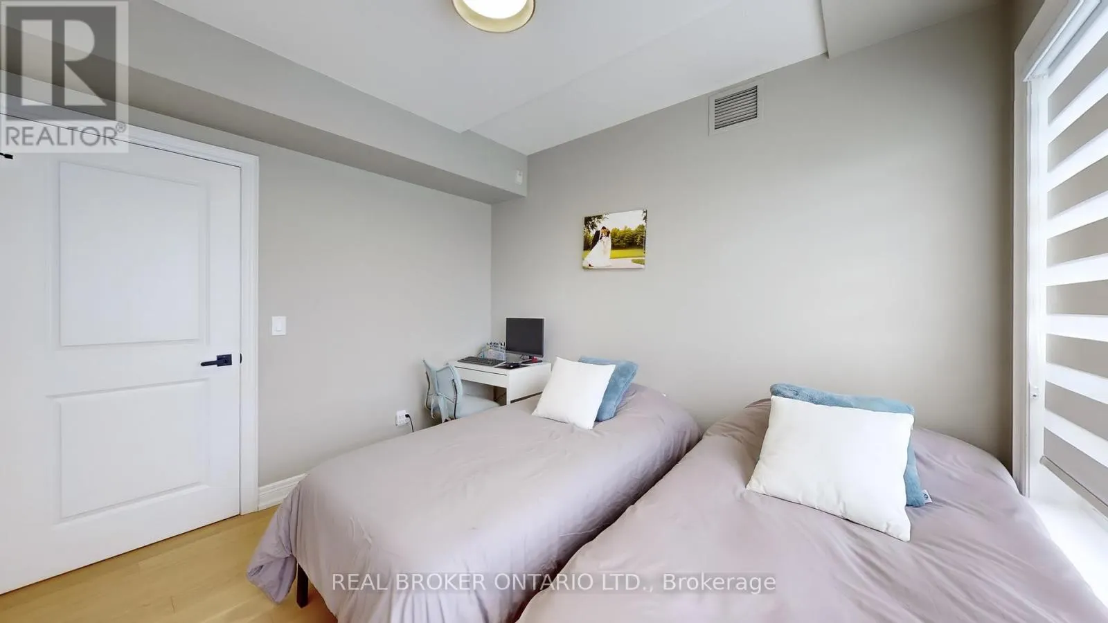 415 - 701 SHEPPARD AVENUE W