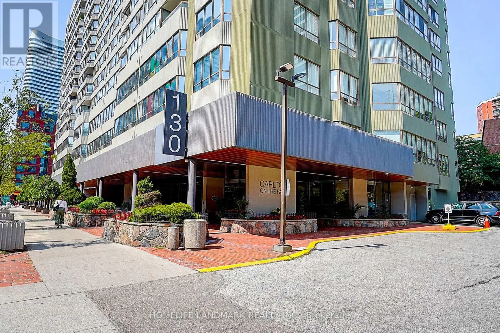 503 - 130 CARLTON STREET