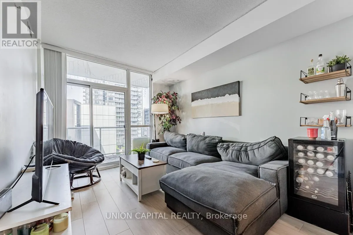 612 - 75 QUEENS WHARF ROAD