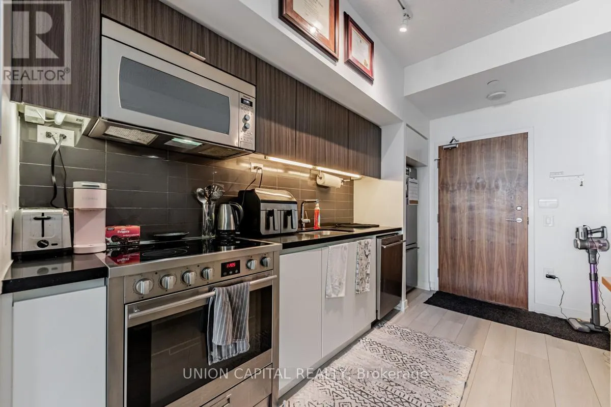 612 - 75 QUEENS WHARF ROAD
