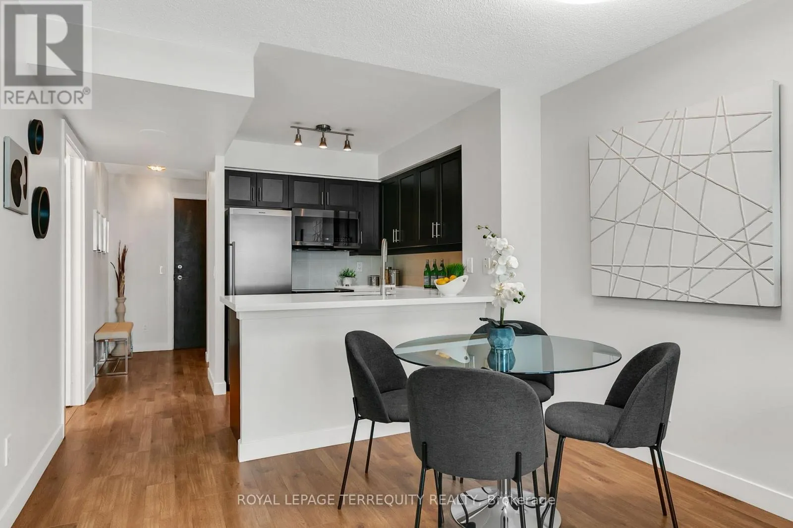 PH2311 - 50 LYNN WILLIAMS STREET