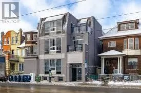 302 - 686 BATHURST STREET