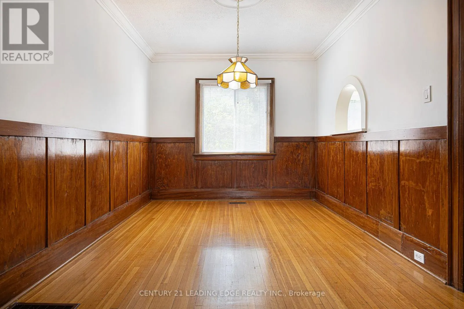 17 DOUGLAS AVENUE