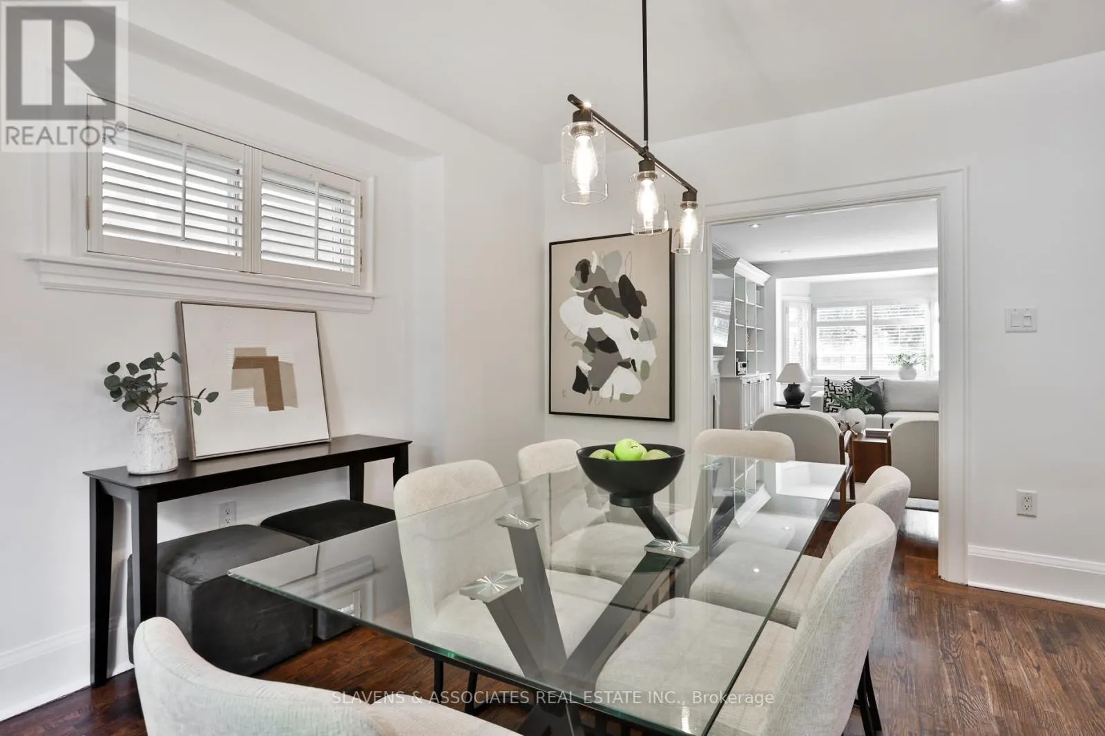 205 STRATHEARN ROAD