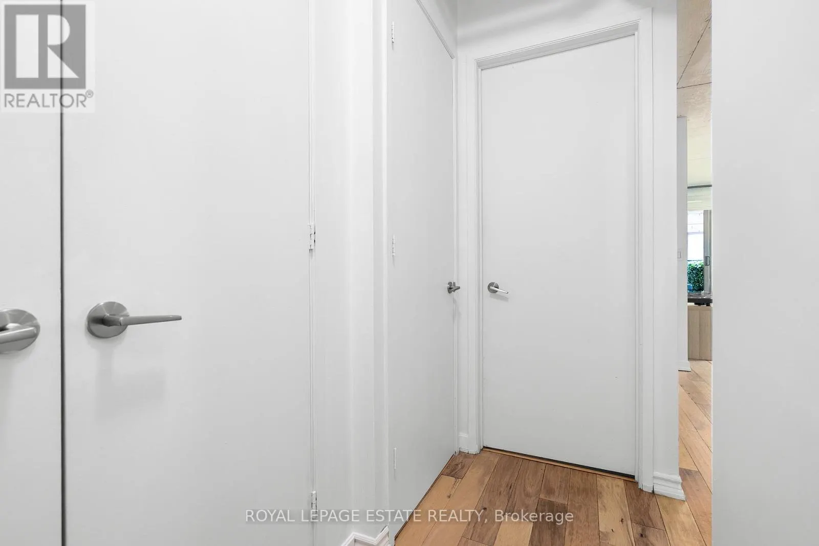 304 - 533 RICHMOND STREET W