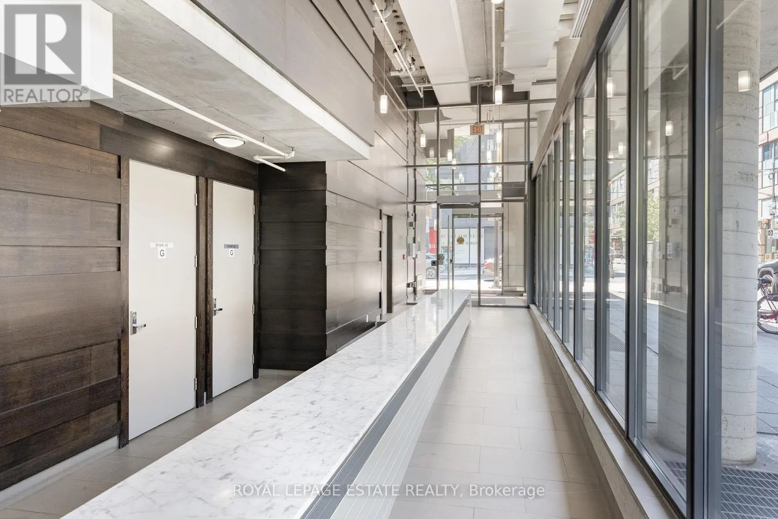 304 - 533 RICHMOND STREET W