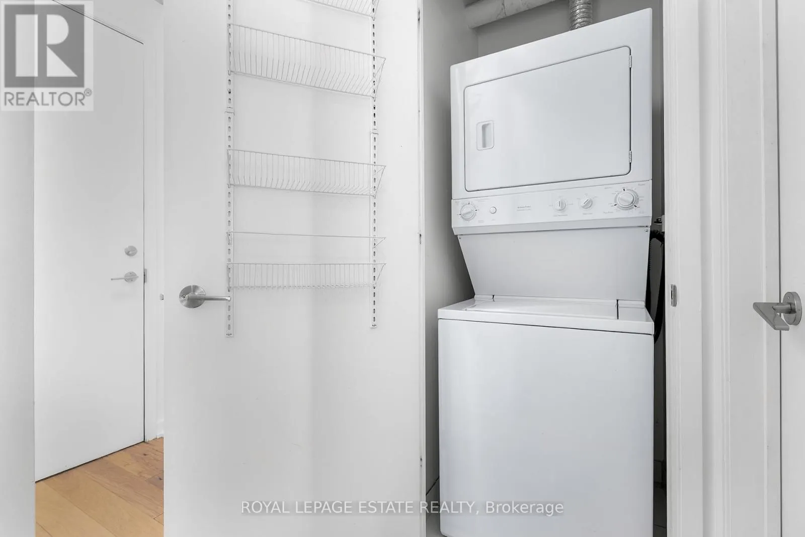 304 - 533 RICHMOND STREET W